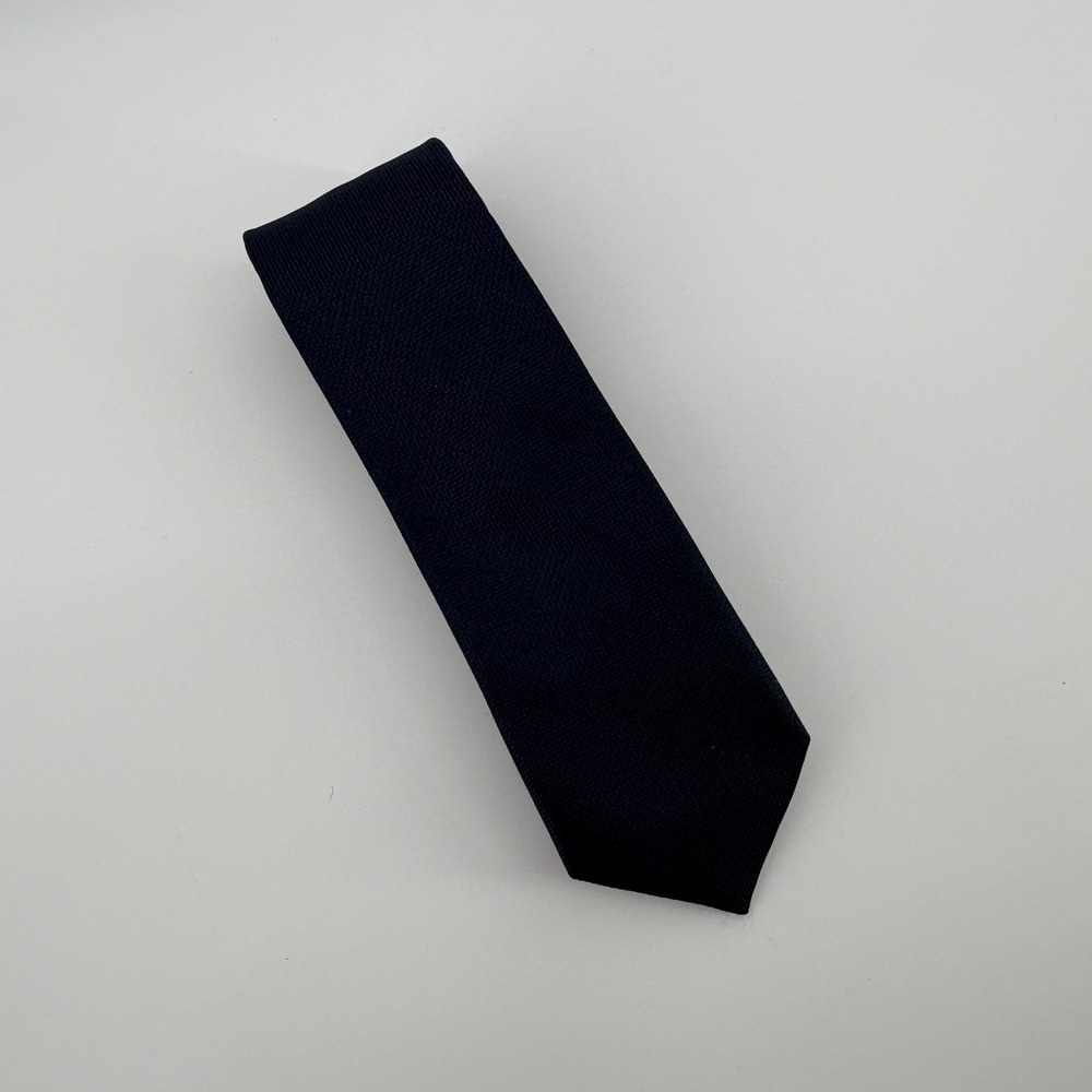 Roundree & Yorke Necktie Mens Slim Navy Blue Good Silk Textured Trademark